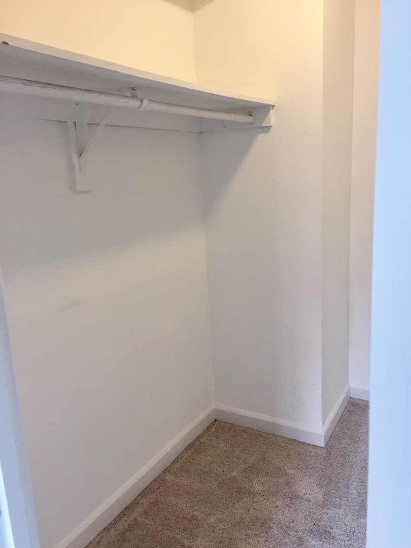 Washington House: 1077 30th St. NW
