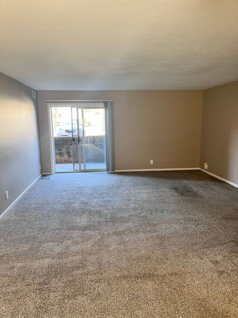 Omaha Apartment: 3110 1/2 N 97th Street