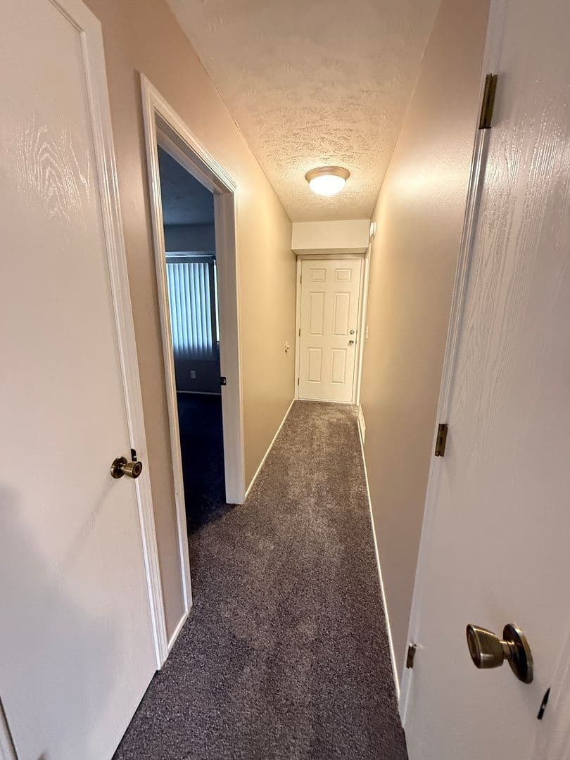 Bellevue Apartment: 2945 Biggs Plaza