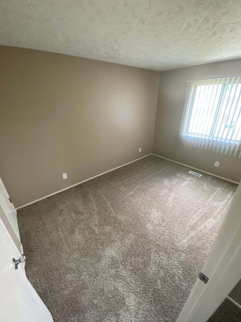 Bellevue Apartment: 2945 Biggs Plaza