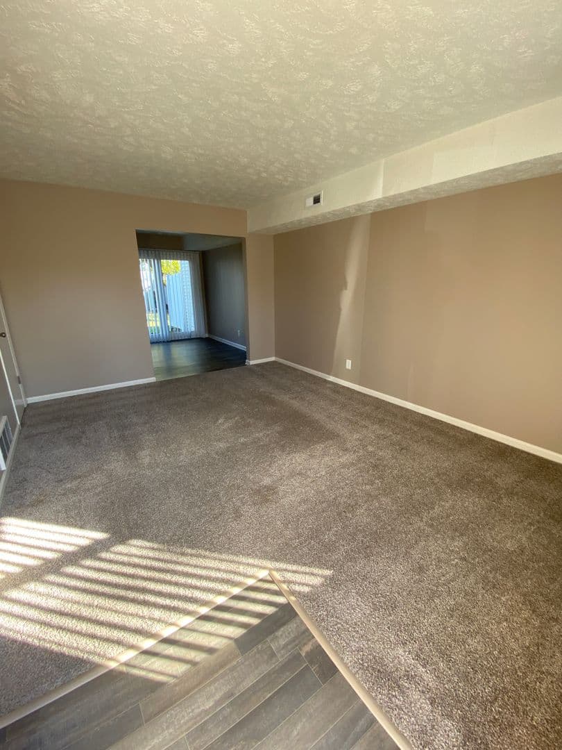 Bellevue Apartment: 2945 Biggs Plaza