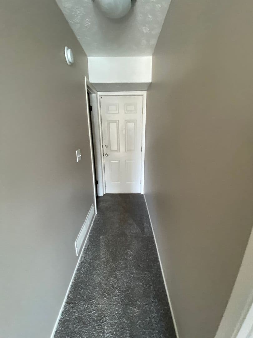 Bellevue Apartment: 2945 Biggs Plaza