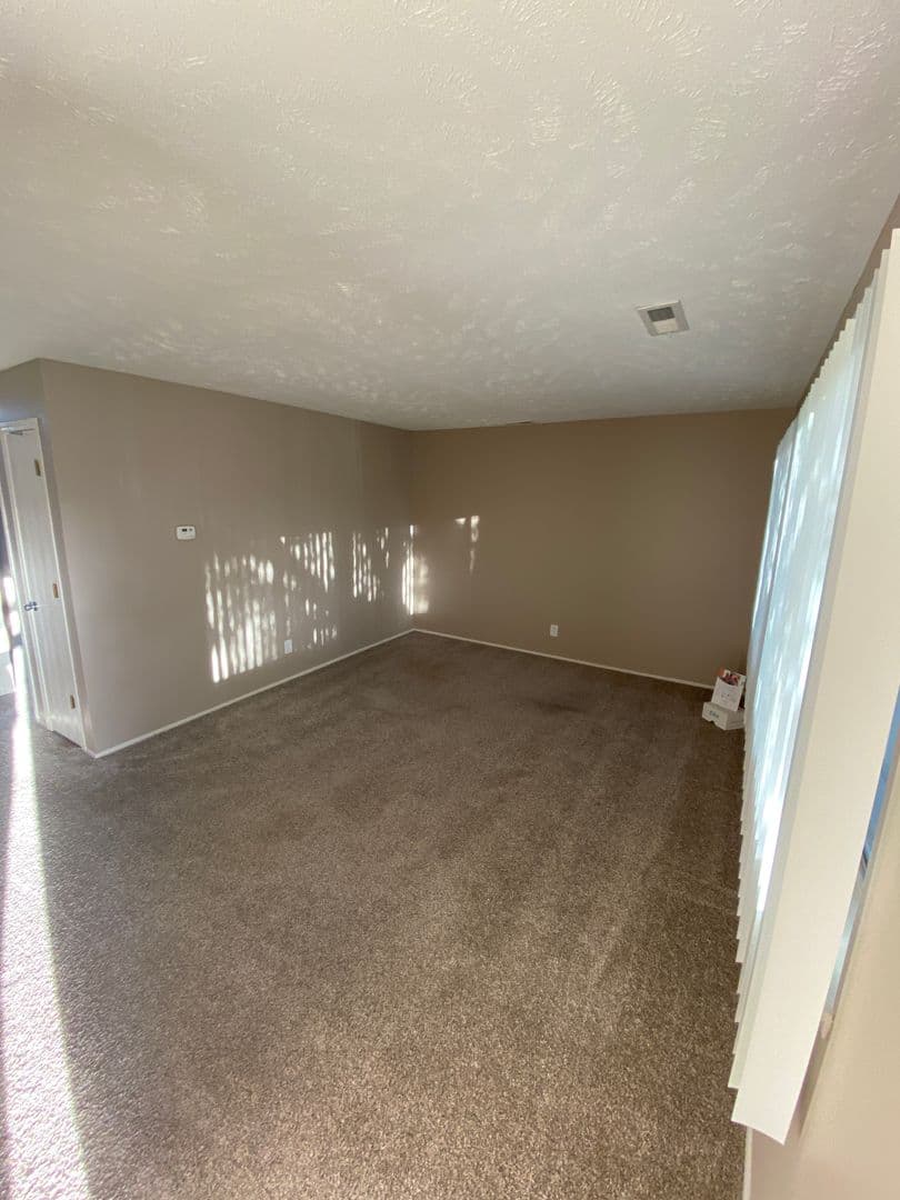 Bellevue Apartment: 2945 Biggs Plaza