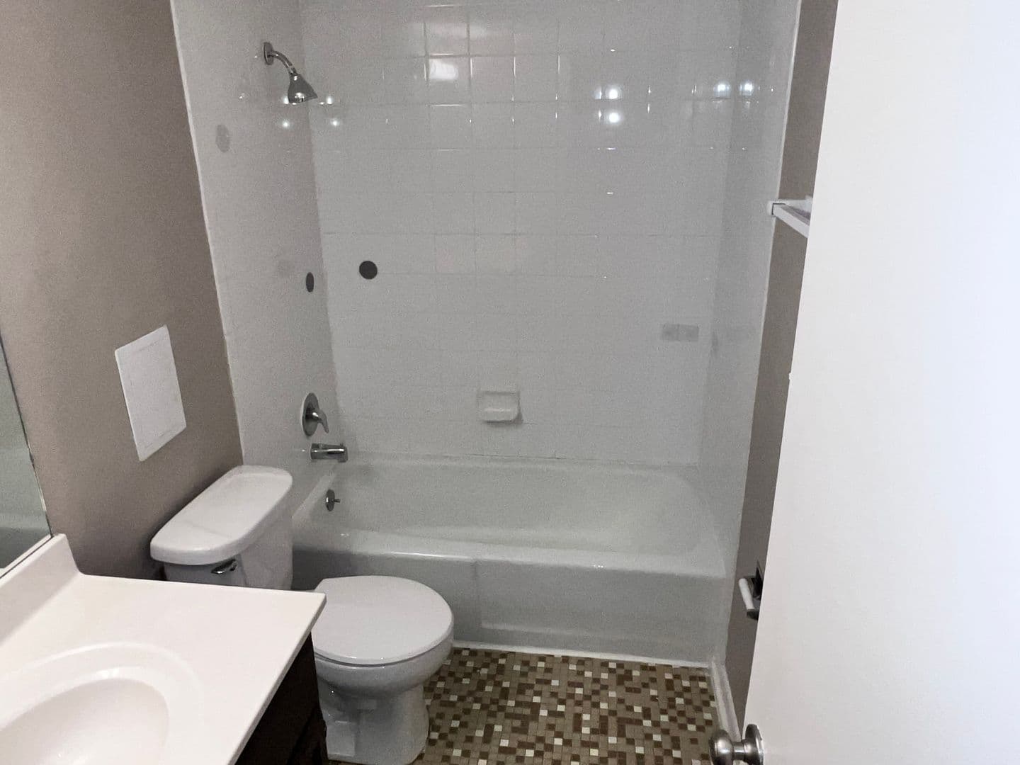 Omaha Apartment: 3110 1/2 N 97th Street