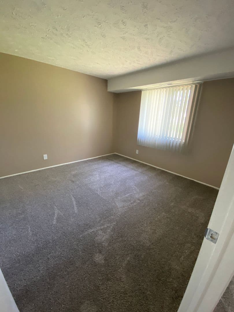 Bellevue Apartment: 2945 Biggs Plaza