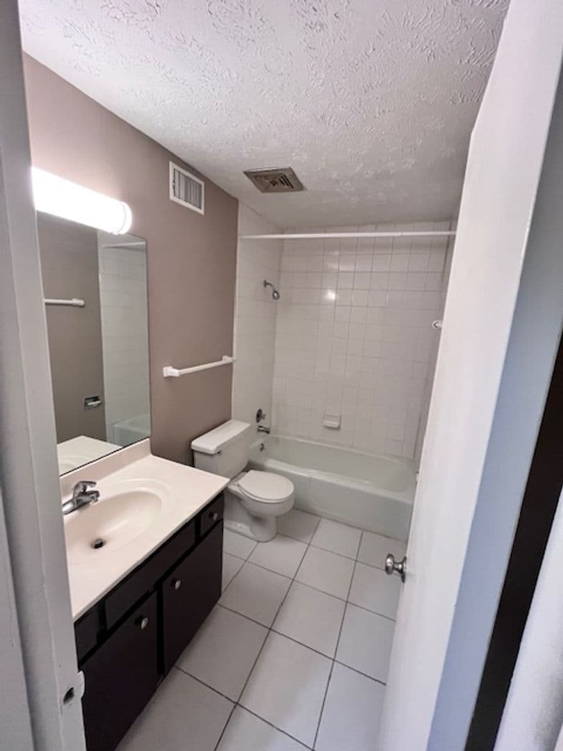 Omaha Apartment: 3110 1/2 N 97th Street