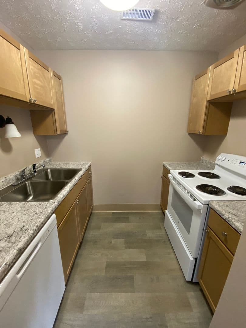 Bellevue Apartment: 2945 Biggs Plaza