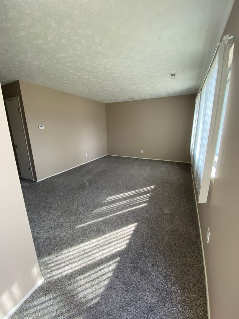 Bellevue Apartment: 2945 Biggs Plaza