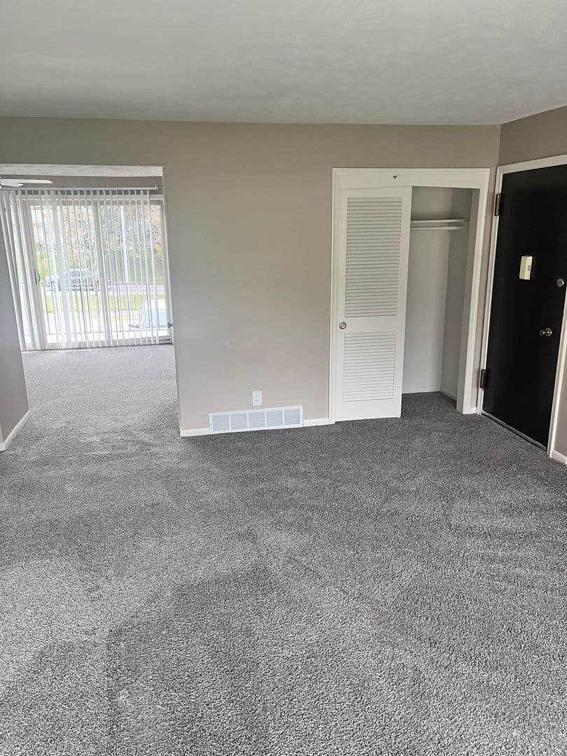 Omaha Apartment: 3110 1/2 N 97th Street