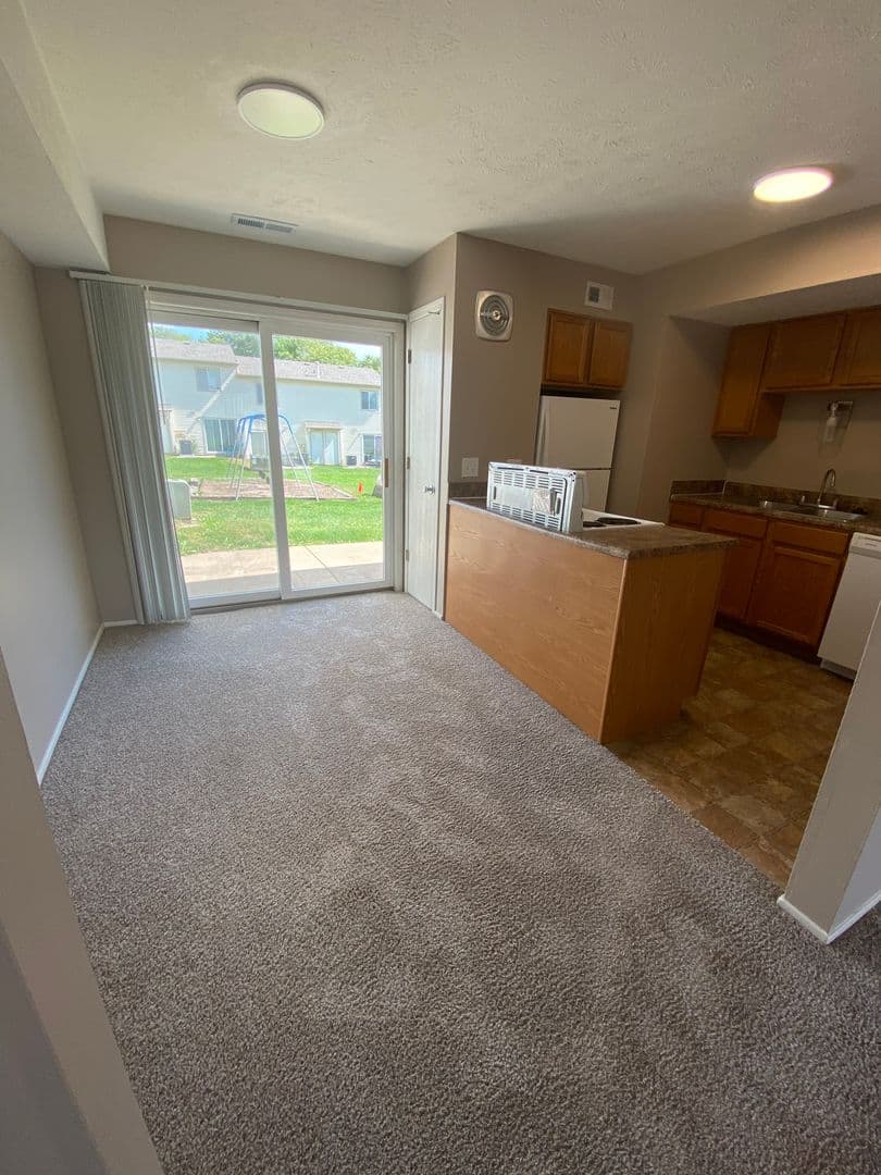 Bellevue Apartment: 2945 Biggs Plaza