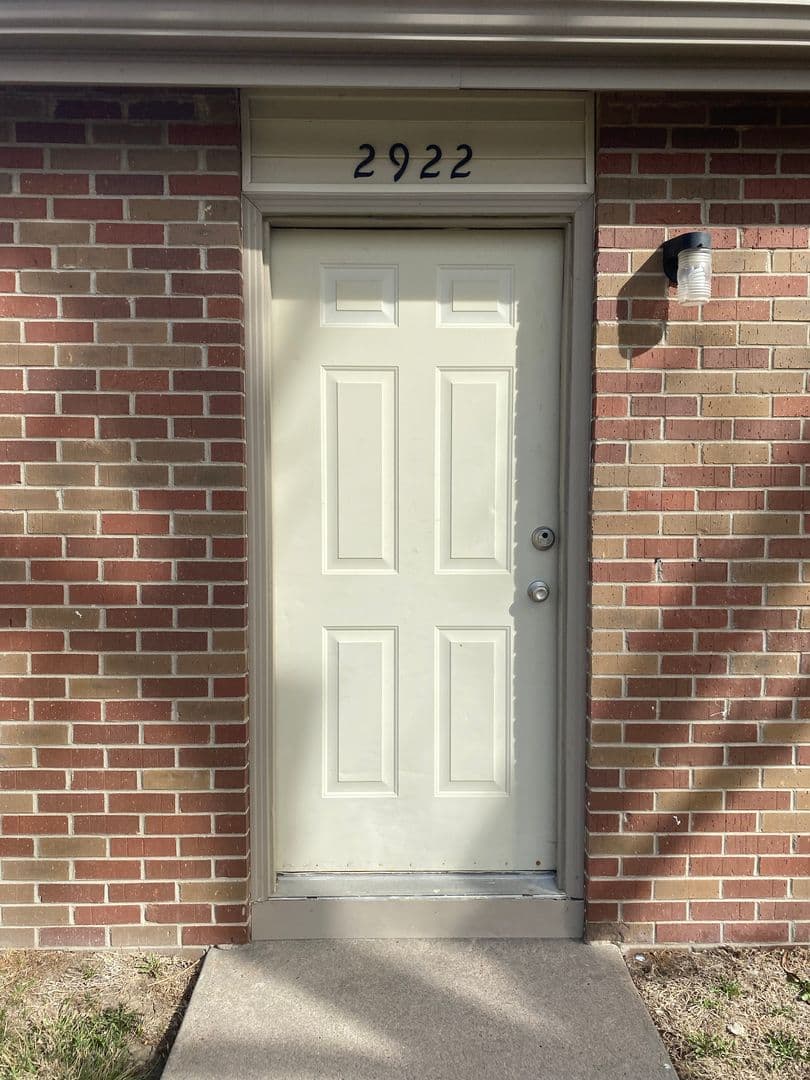 Bellevue Apartment: 2945 Biggs Plaza
