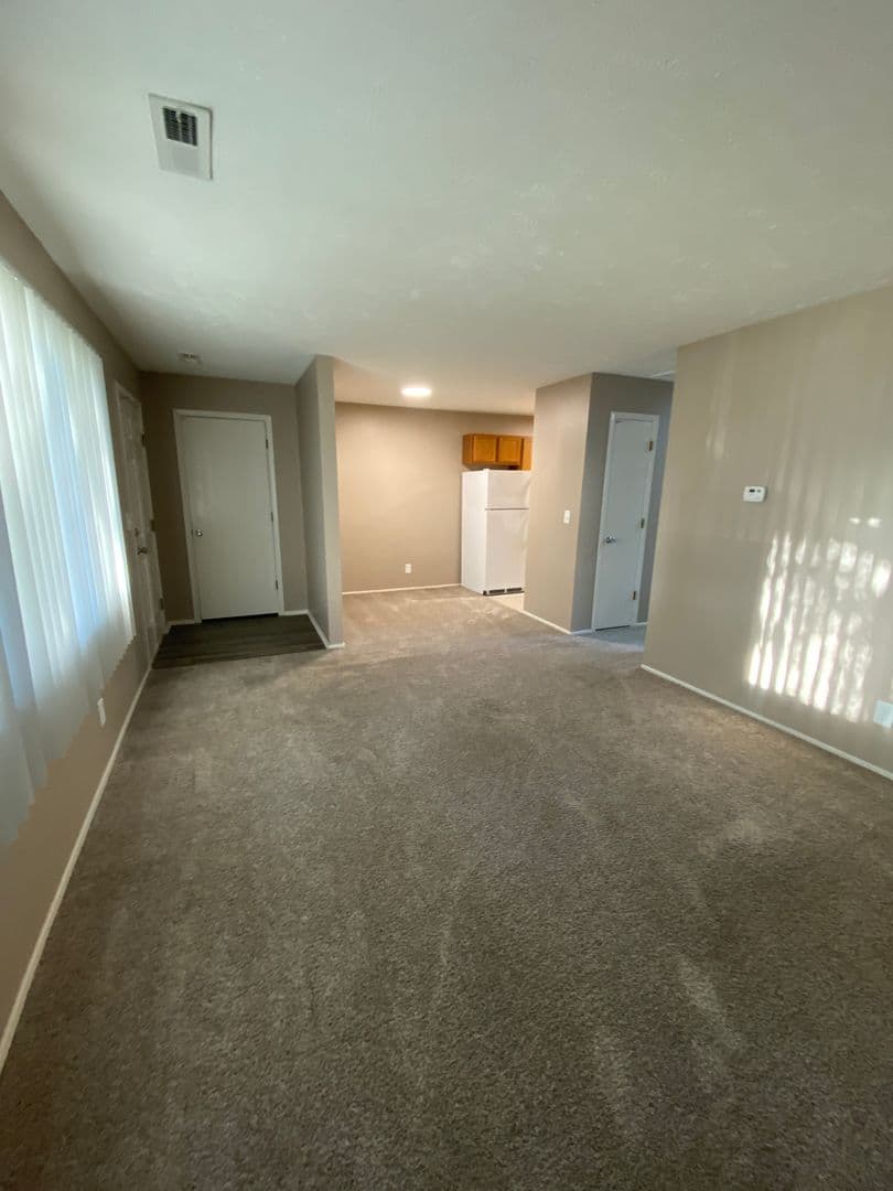 Bellevue Apartment: 2945 Biggs Plaza