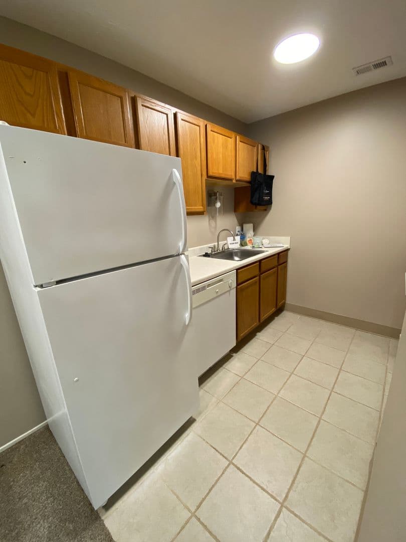 Bellevue Apartment: 2945 Biggs Plaza