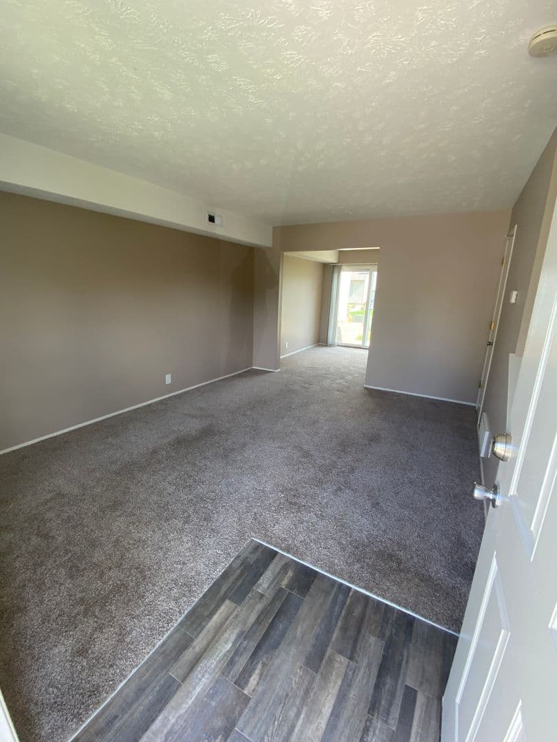 Bellevue Apartment: 2945 Biggs Plaza