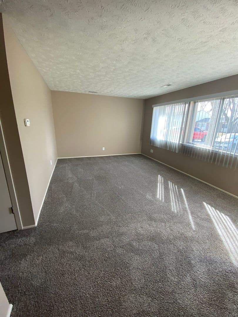 Bellevue Apartment: 2945 Biggs Plaza