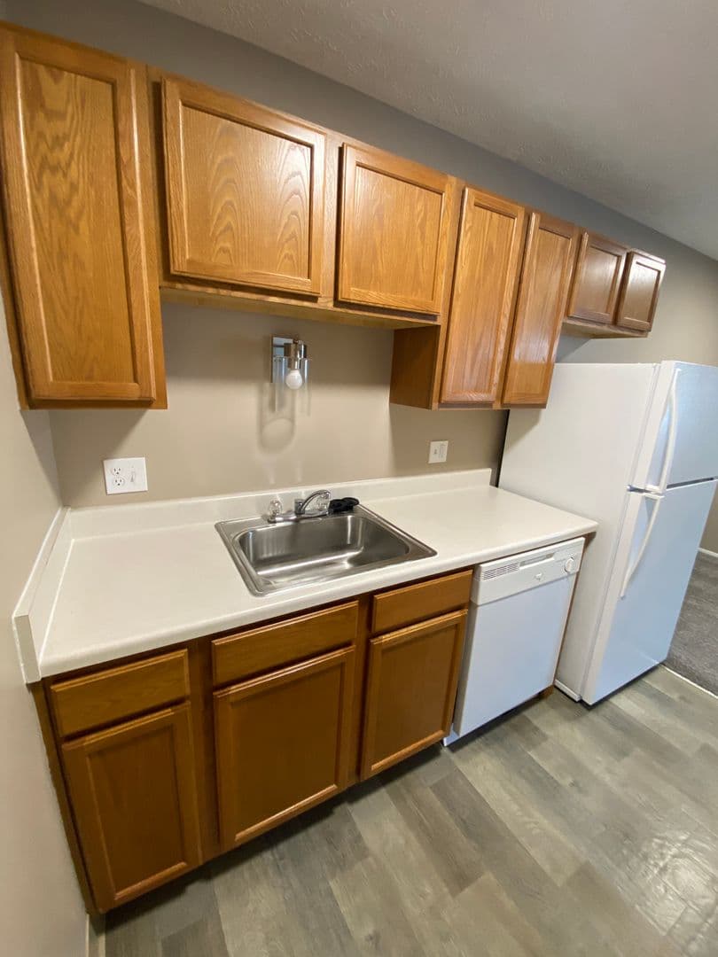 Bellevue Apartment: 2945 Biggs Plaza