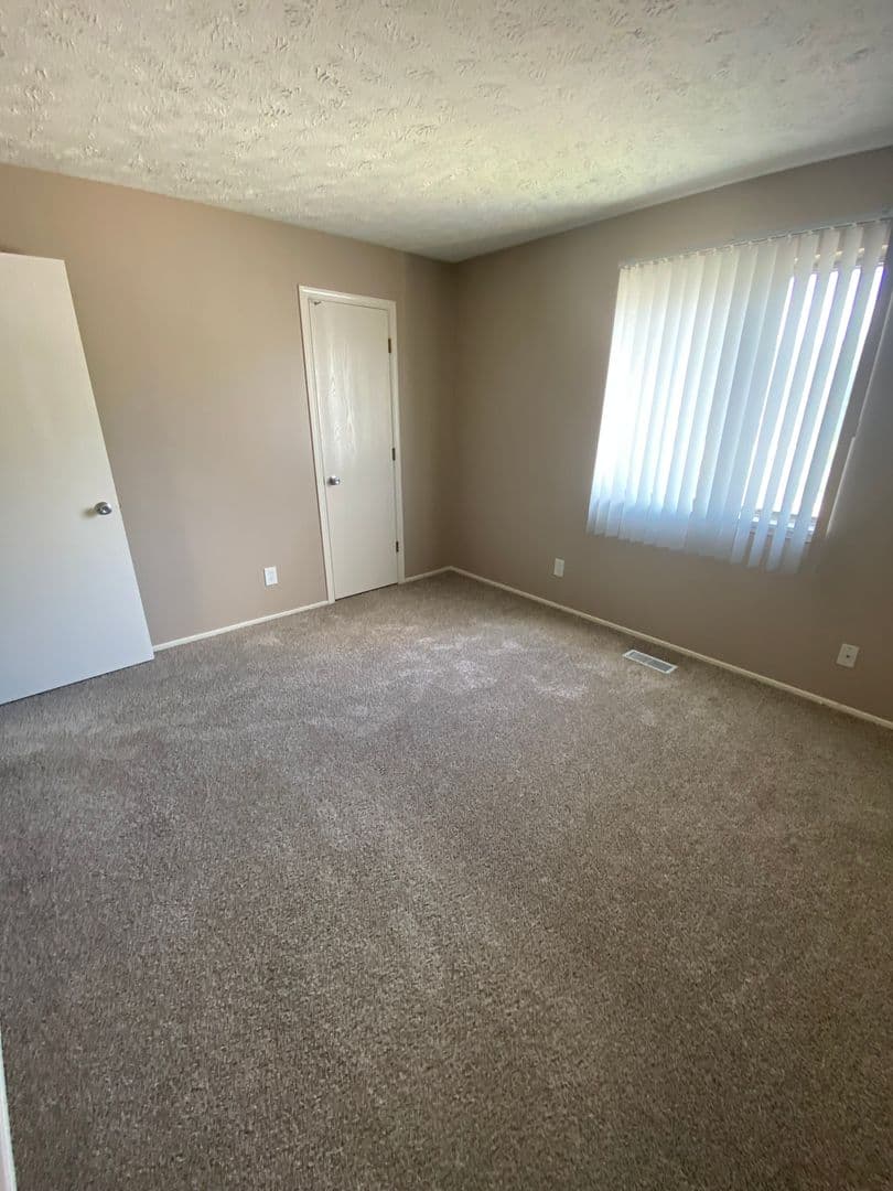 Bellevue Apartment: 2945 Biggs Plaza