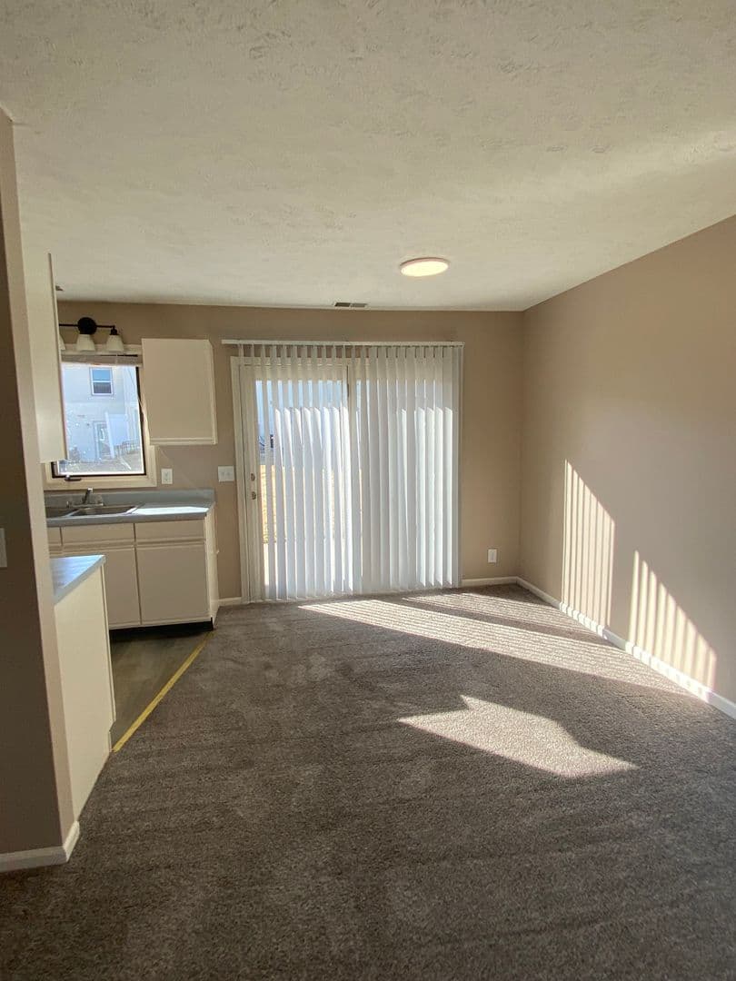 Bellevue Apartment: 2945 Biggs Plaza