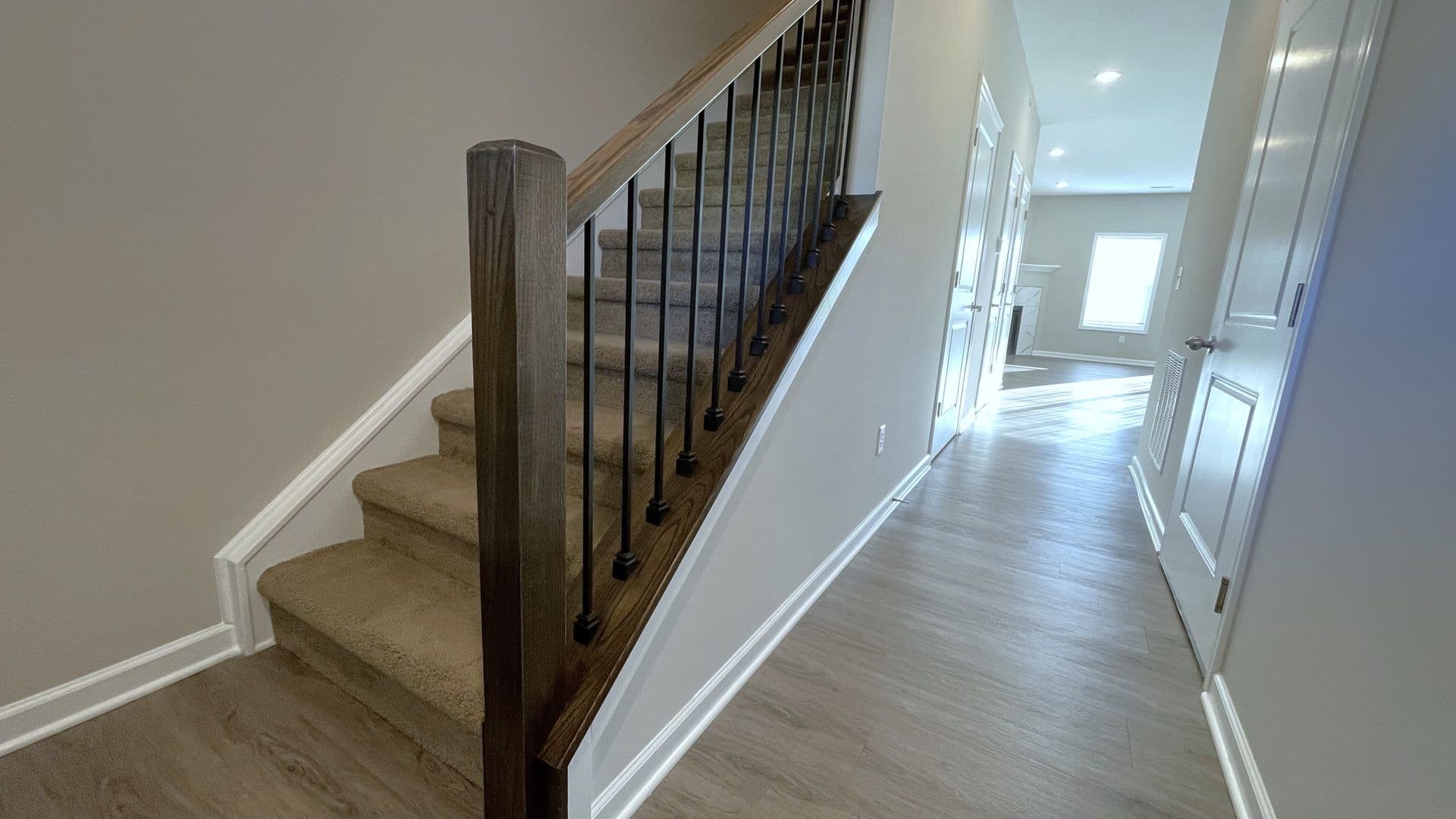 Orchard Park Apartment: 130-275 Shadow Lane