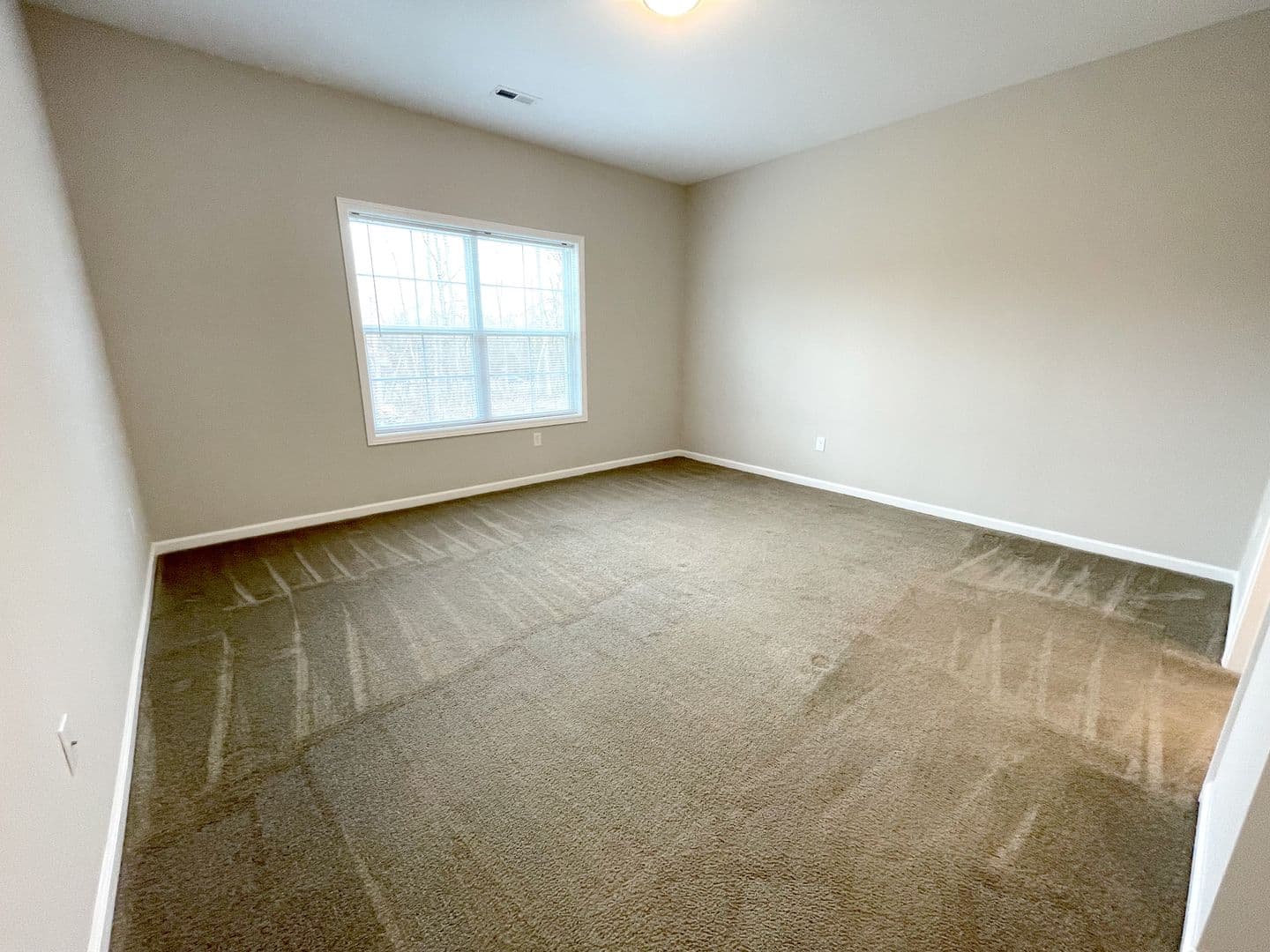 Orchard Park Apartment: 130-275 Shadow Lane