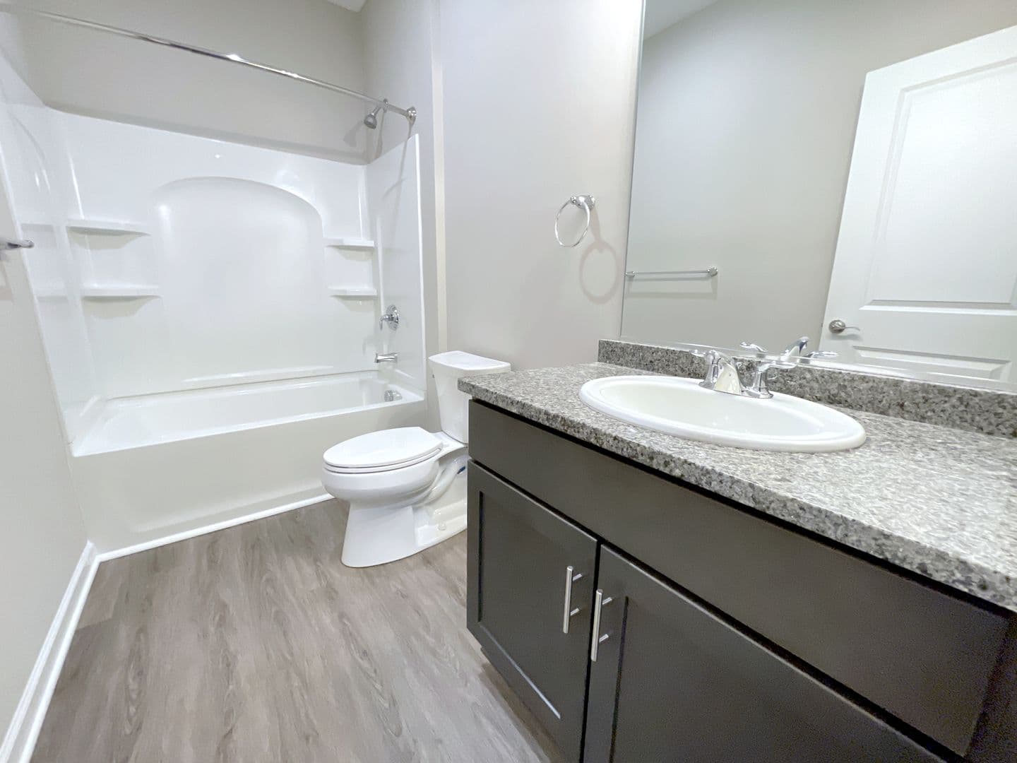 Orchard Park Apartment: 130-275 Shadow Lane