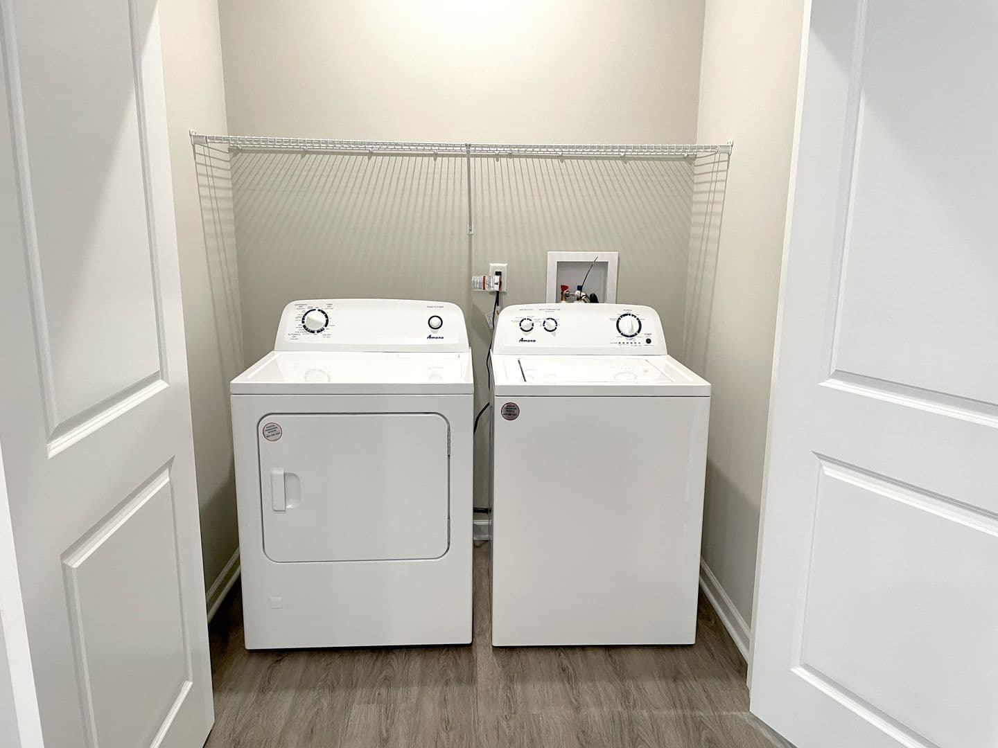 Orchard Park Apartment: 130-275 Shadow Lane