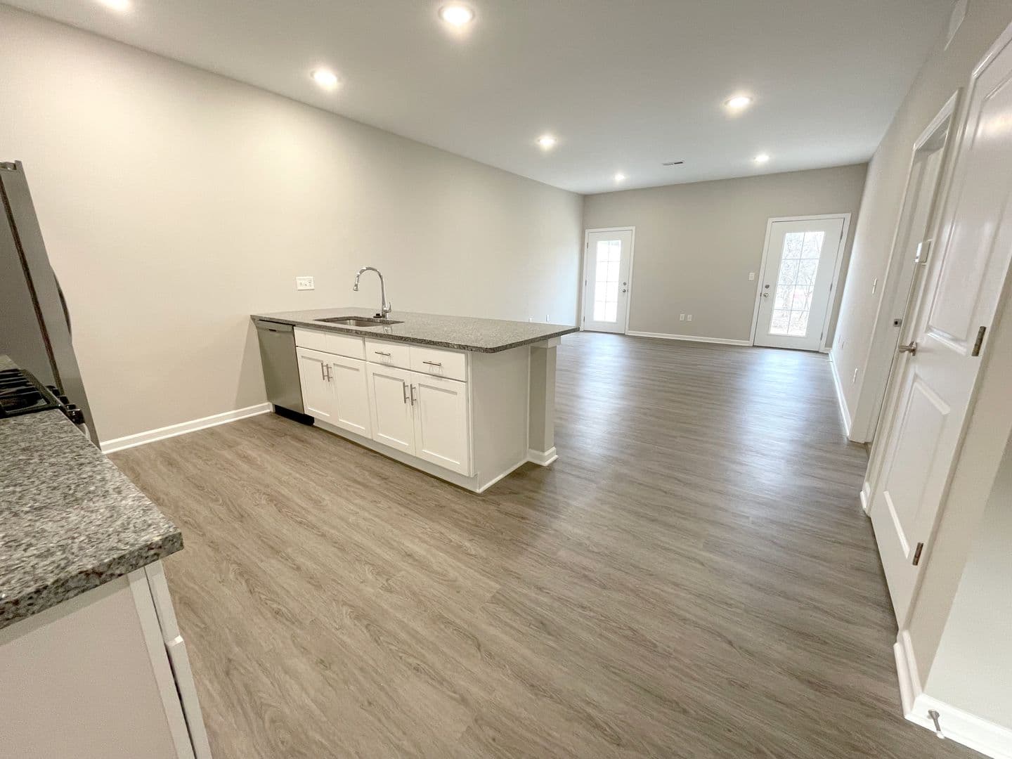 Orchard Park Apartment: 130-275 Shadow Lane
