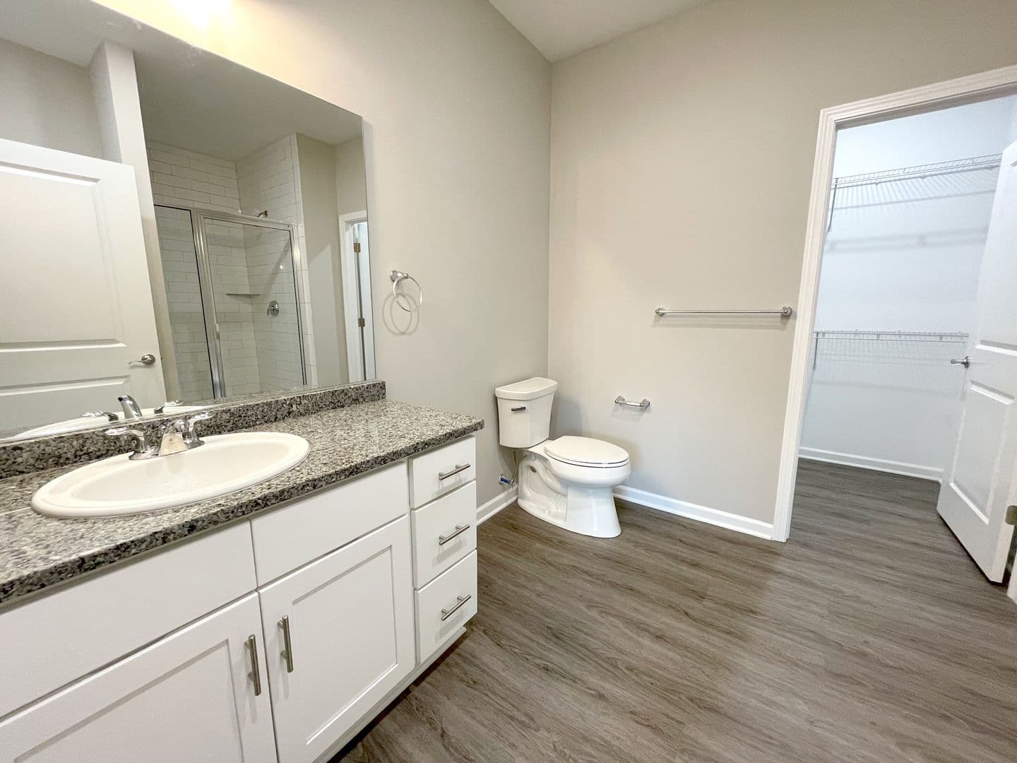 Orchard Park Apartment: 130-275 Shadow Lane