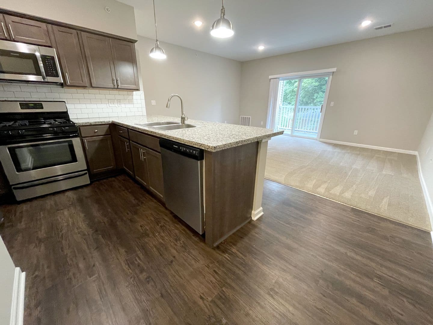 Williamsville Apartment: 195-205 South Union Road