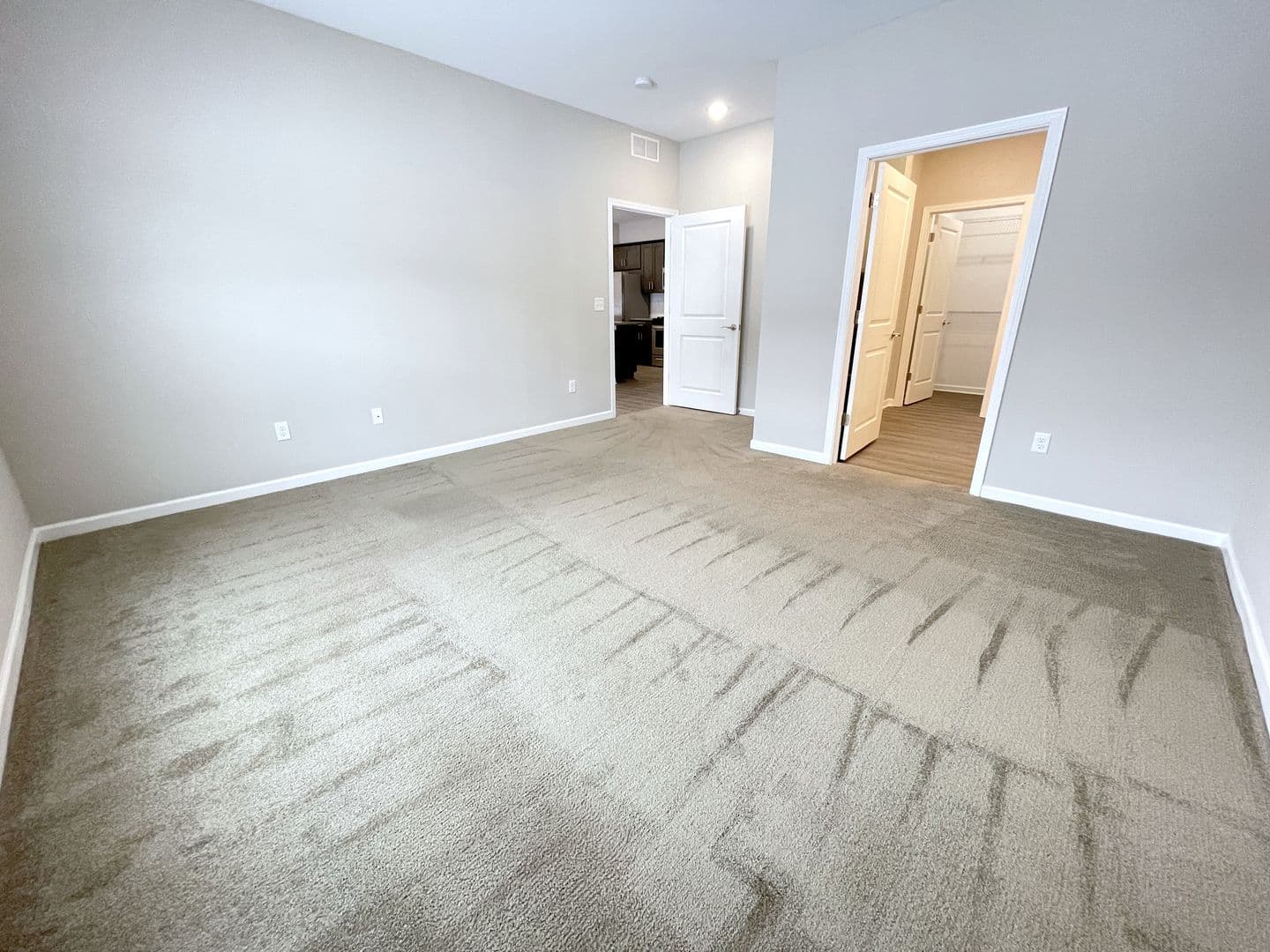 Orchard Park Apartment: 130-275 Shadow Lane