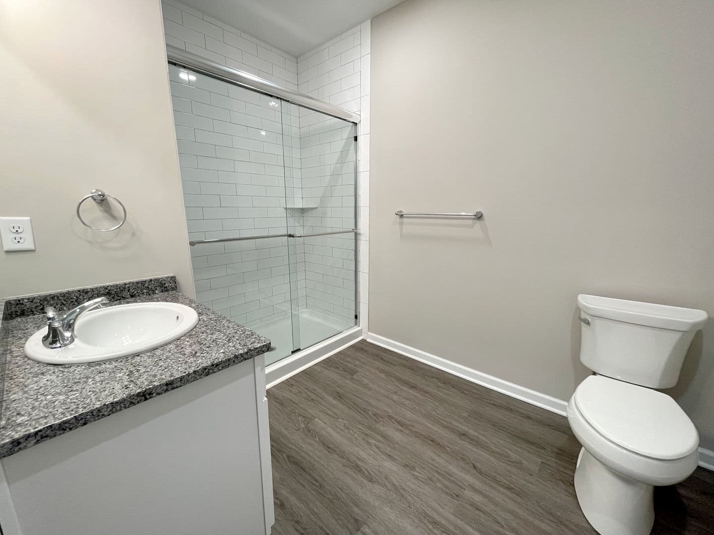 Orchard Park Apartment: 130-275 Shadow Lane