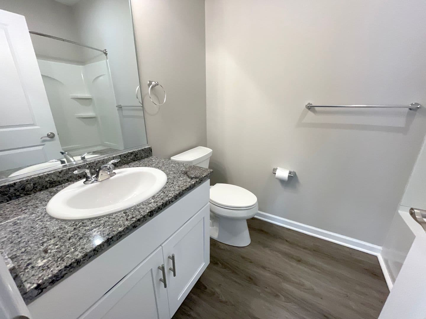 Orchard Park Apartment: 130-275 Shadow Lane