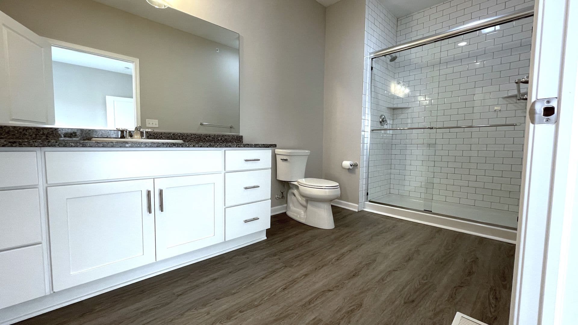 Orchard Park Apartment: 130-275 Shadow Lane