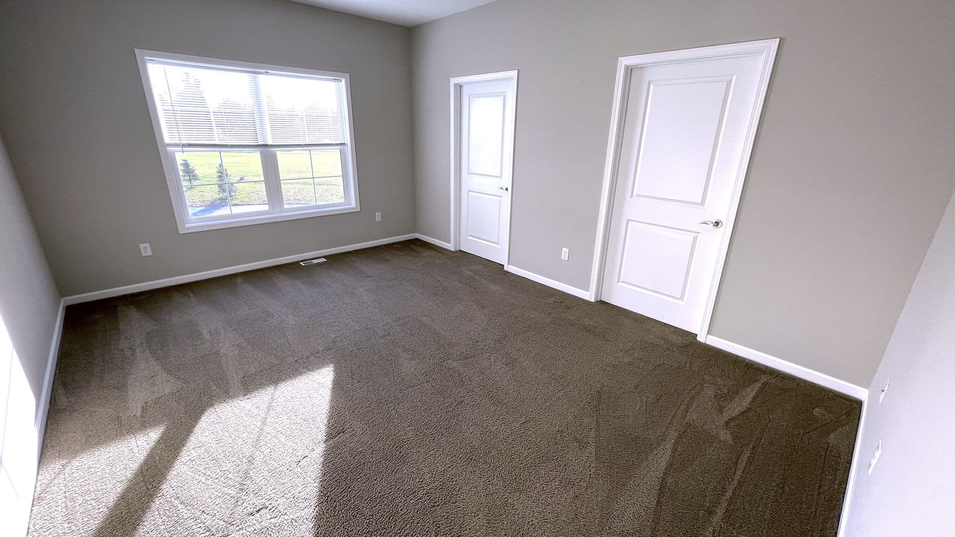 Orchard Park Apartment: 130-275 Shadow Lane