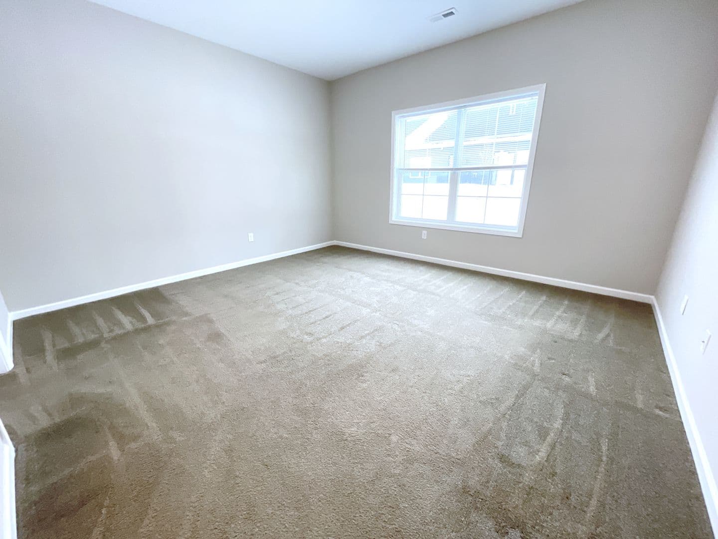 Orchard Park Apartment: 130-275 Shadow Lane