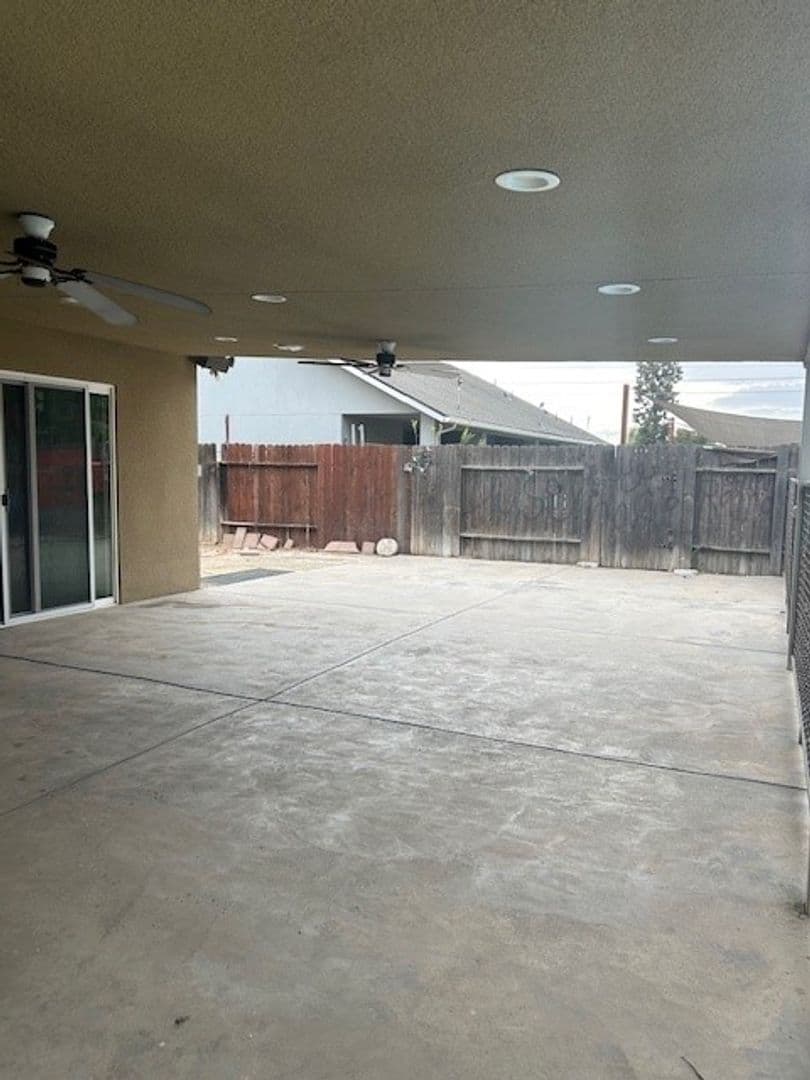 Bakersfield House: 3013 Verdugo Ln.