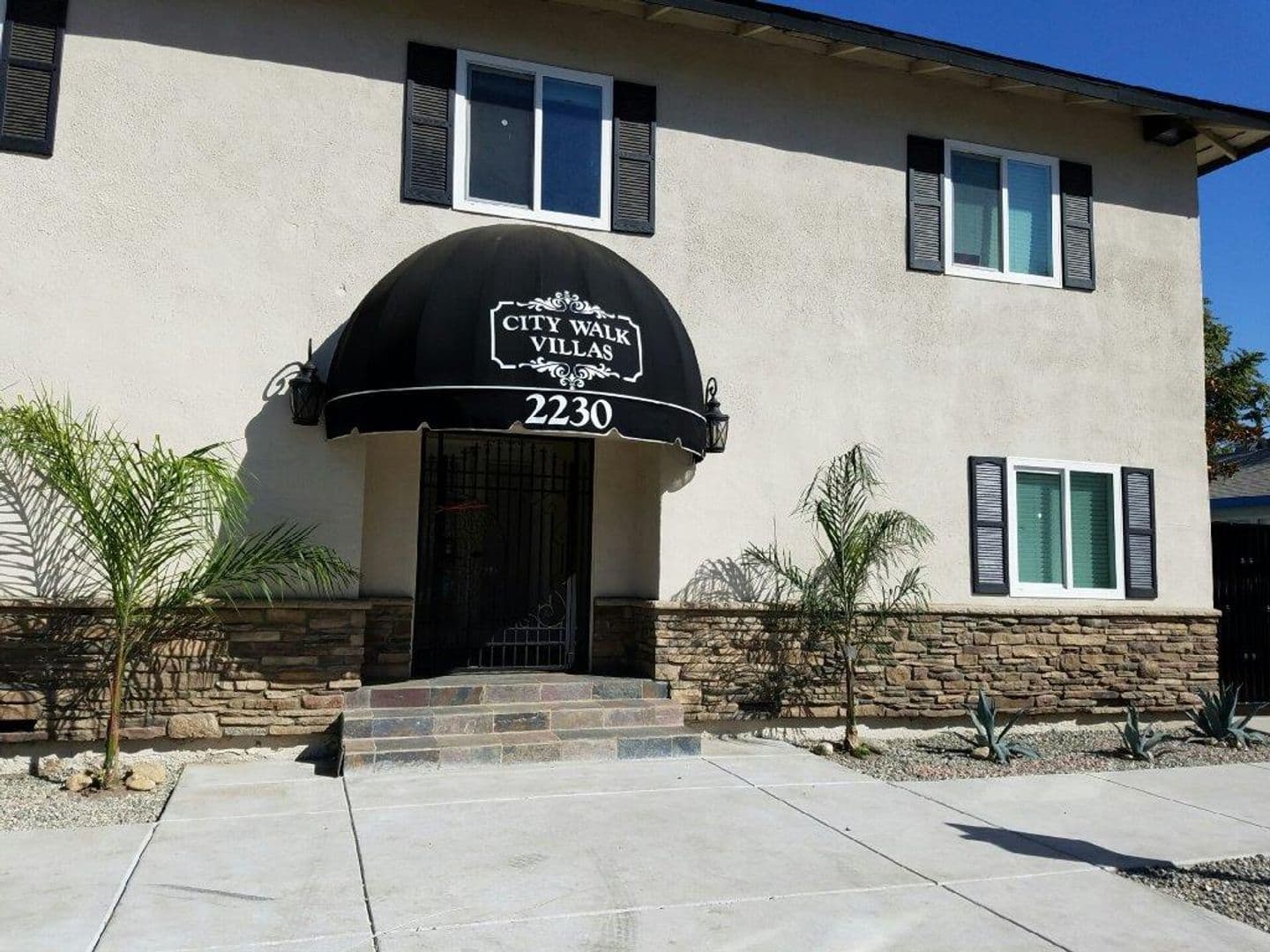 Bakersfield Apartment: 2230 G St.