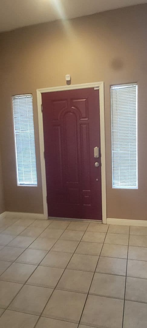 Bakersfield House: 10912 Cypress Falls Ave.