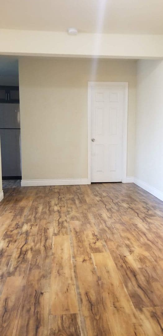 Bakersfield Apartment: 2230 G St.