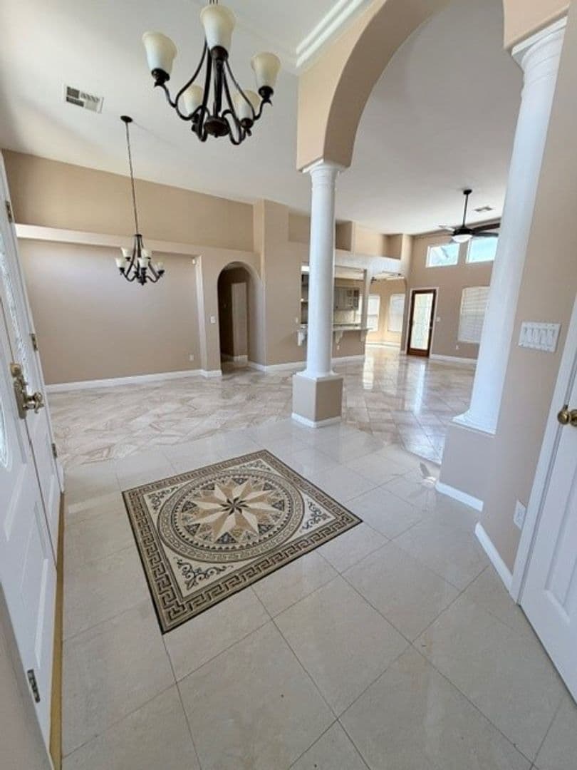 Bakersfield House: 5009 Glacier Canyon Ct