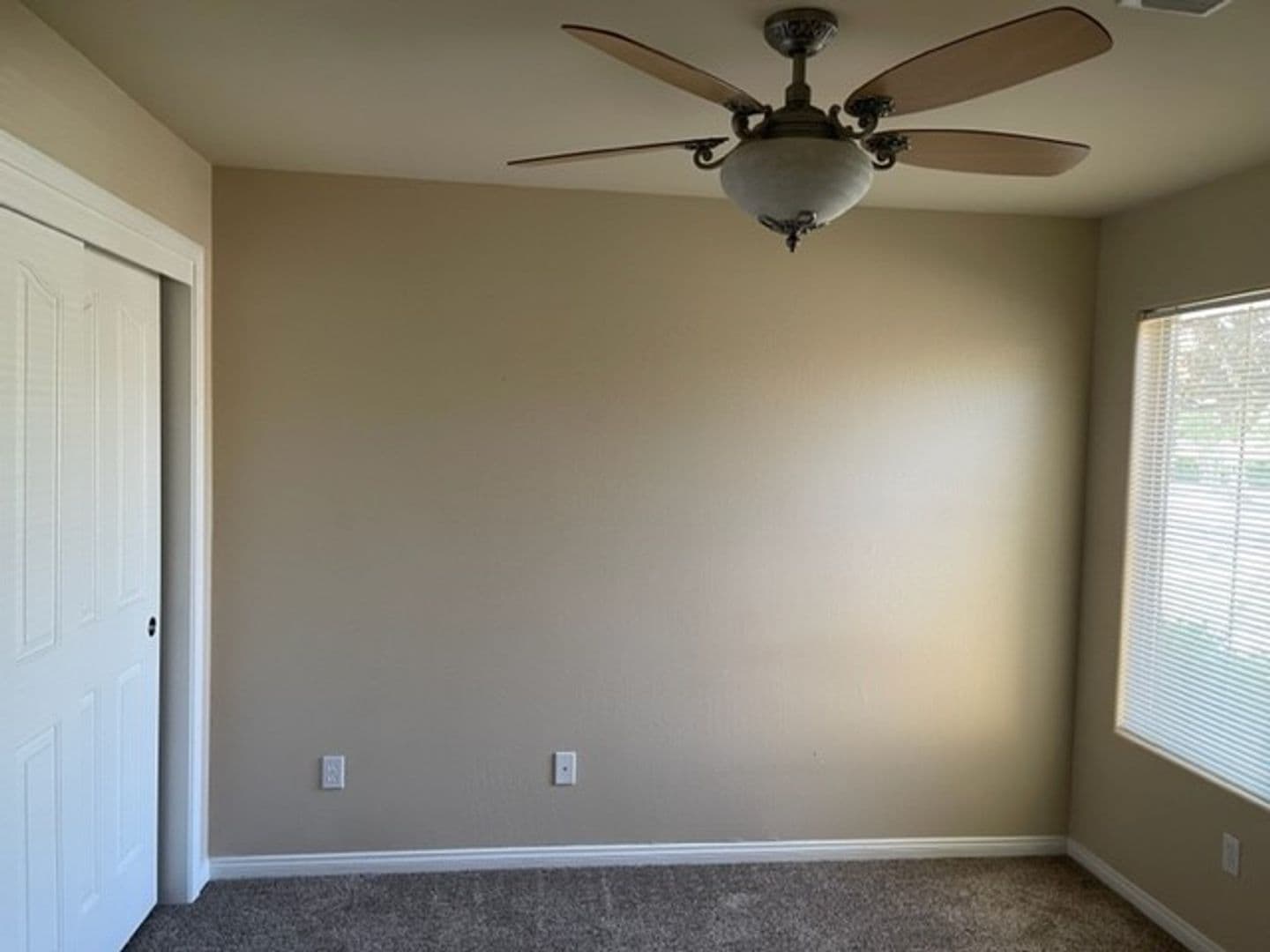 Bakersfield House: 104 Cedmont Dr.