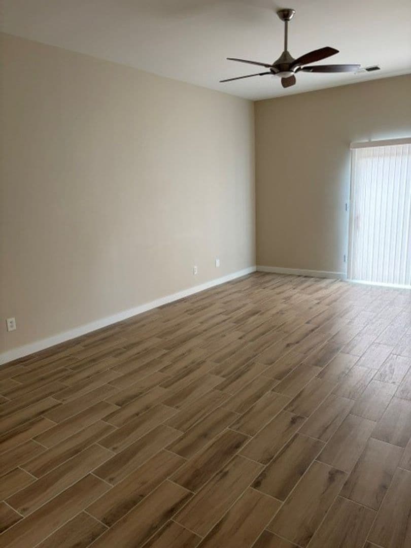 Bakersfield House: 5911 Ragusa Lane