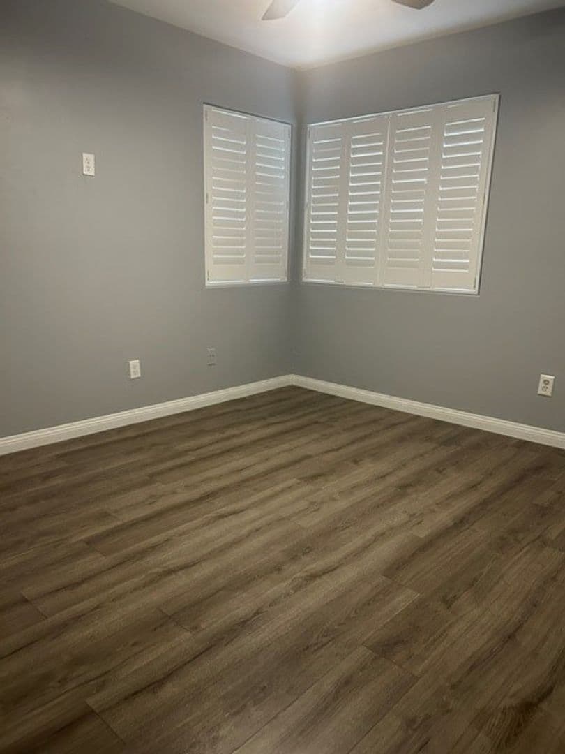 Bakersfield House: 805 Astoria Park Dr