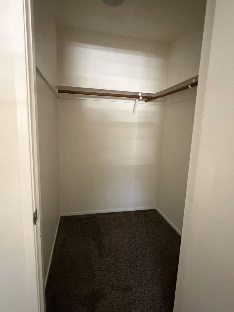 Bakersfield Apartment: 3333 El Encanto Ct. #19