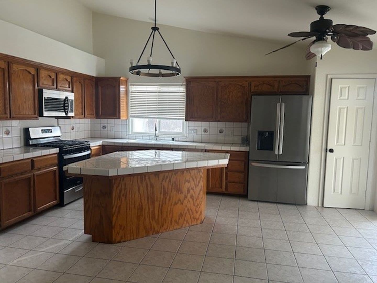 Bakersfield House: 3013 Verdugo Ln.