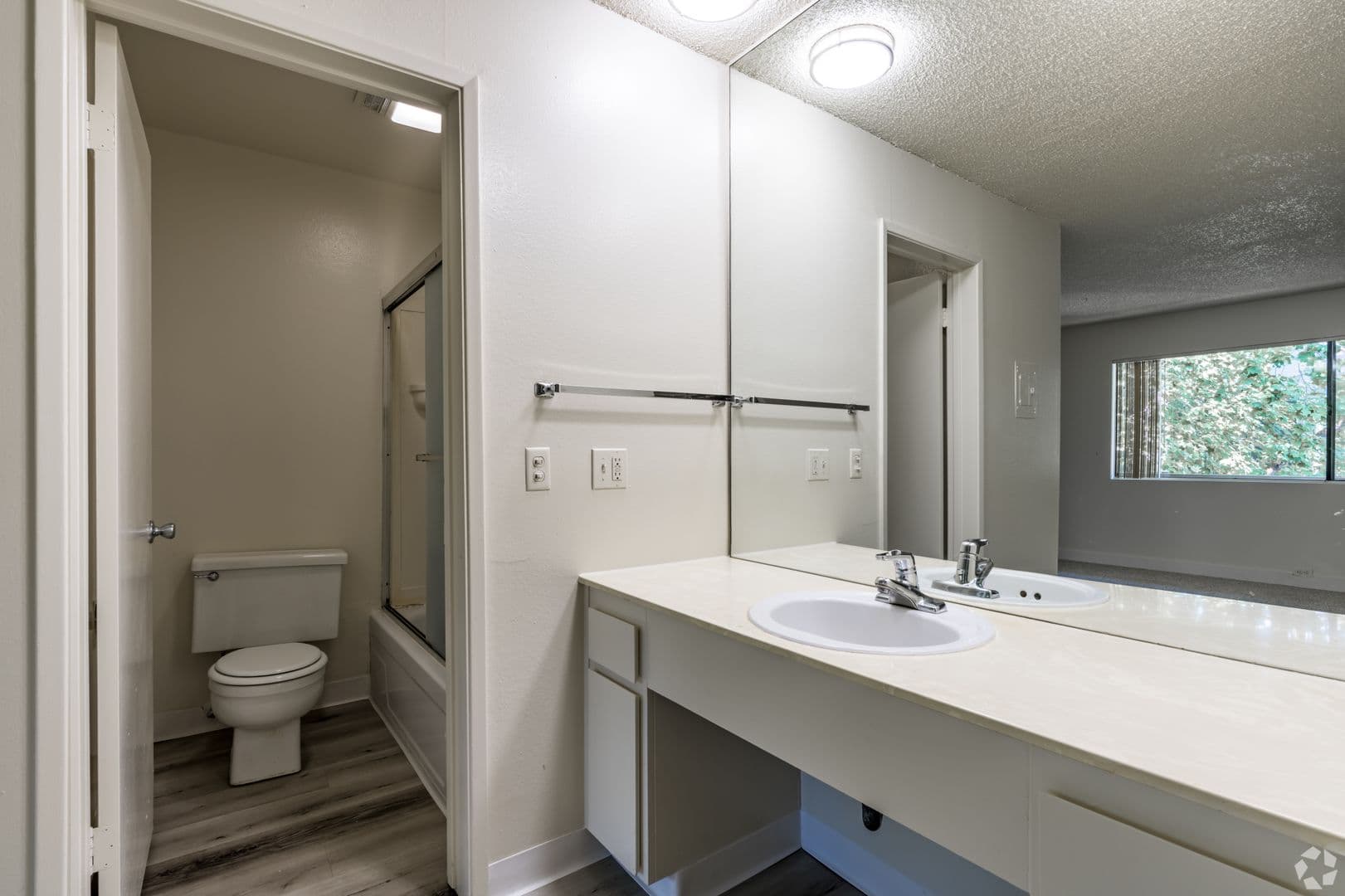 Sacramento Apartment: 1451 3rd Street