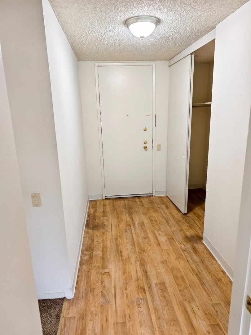 Sacramento Apartment: 1451 3rd Street