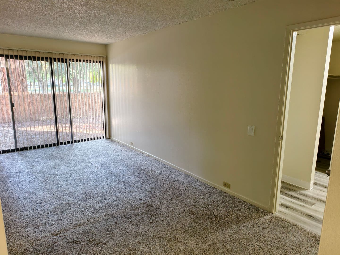 Sacramento Apartment: 1451 3rd Street
