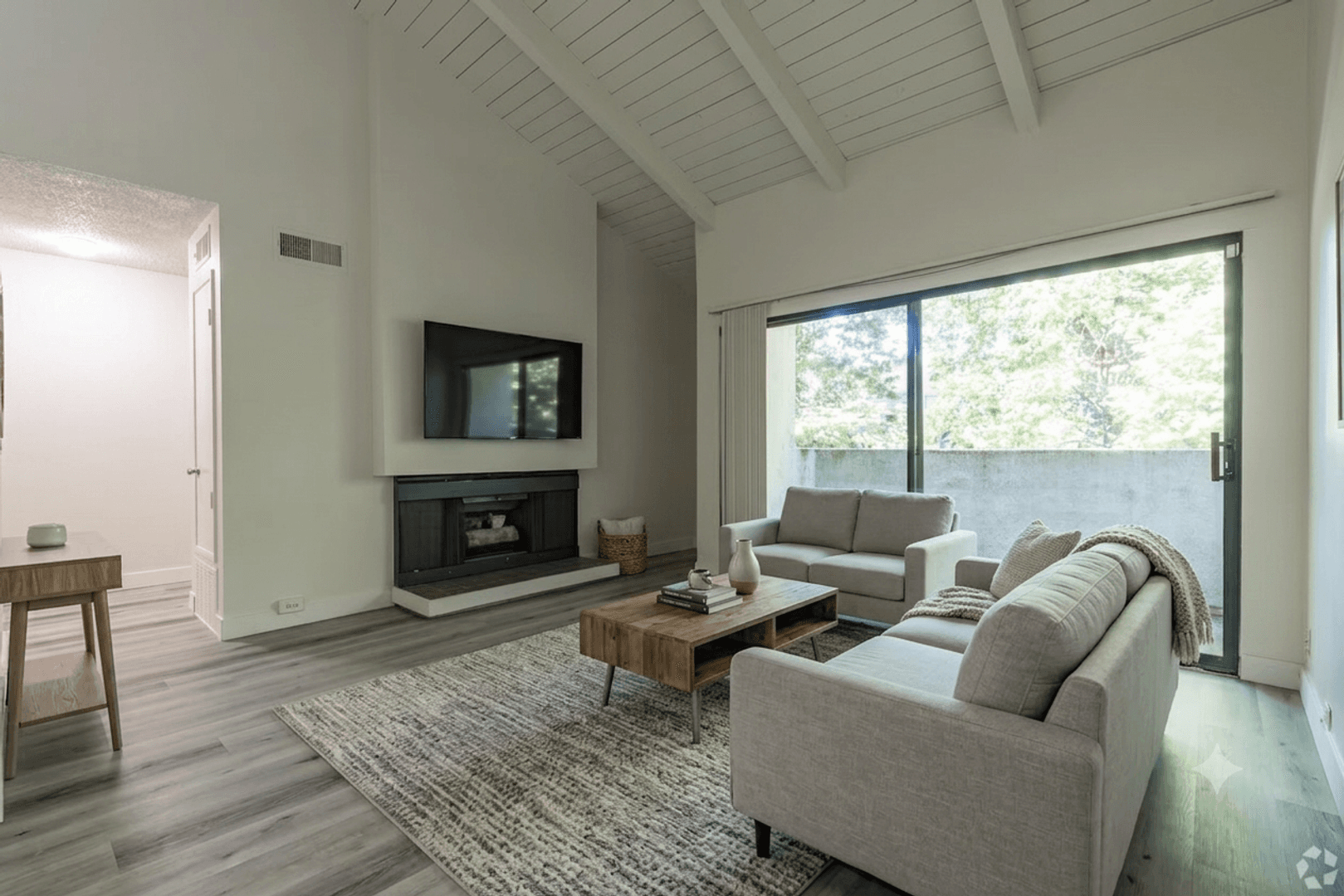 Sacramento Apartment: 1451 3rd Street