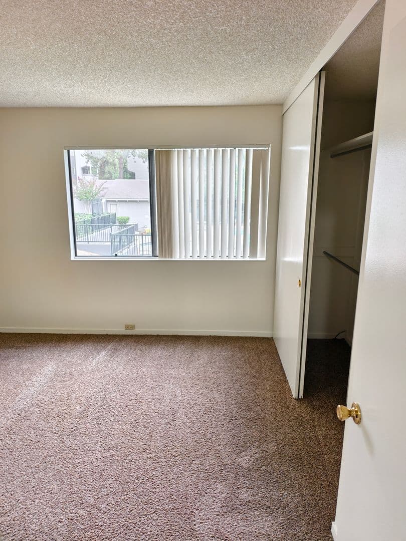 Sacramento Apartment: 1451 3rd Street